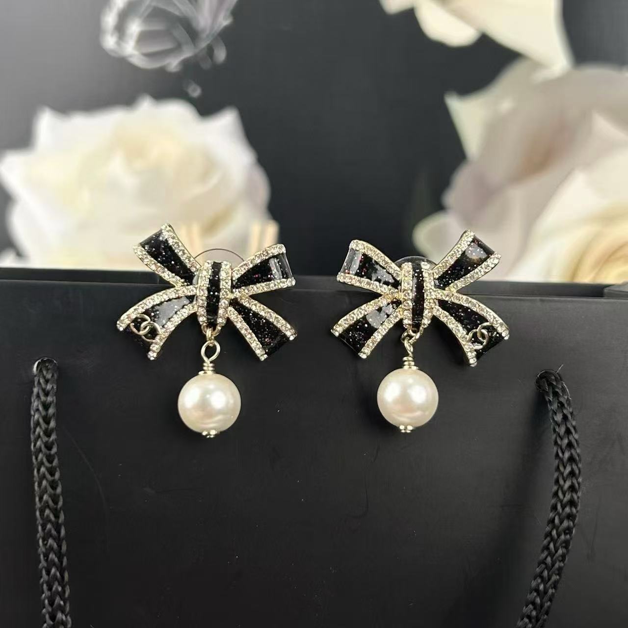 CHANE1 ボウパールイヤリング【50％割引+送料無料】