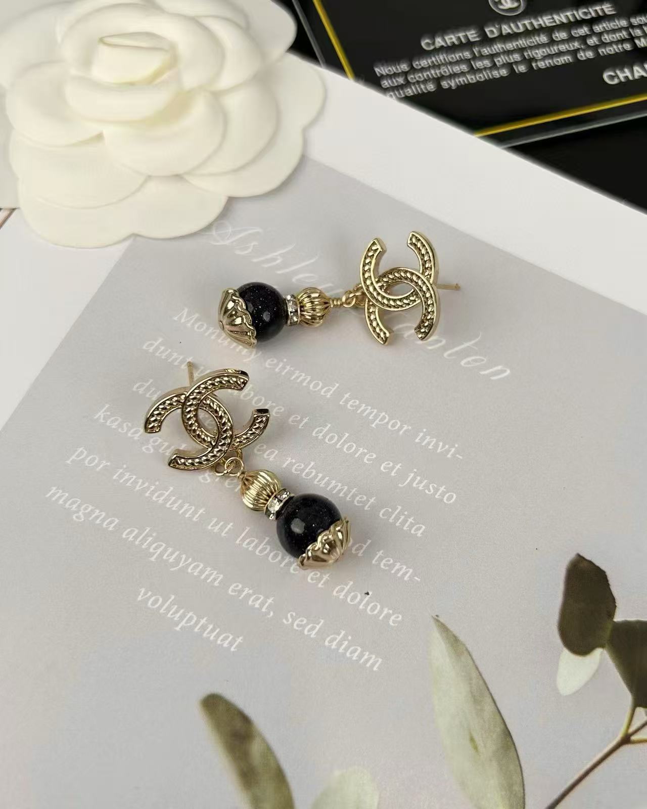 CHANE1 ダブルC ブラックパールイヤリング【50％割引+送料無料】