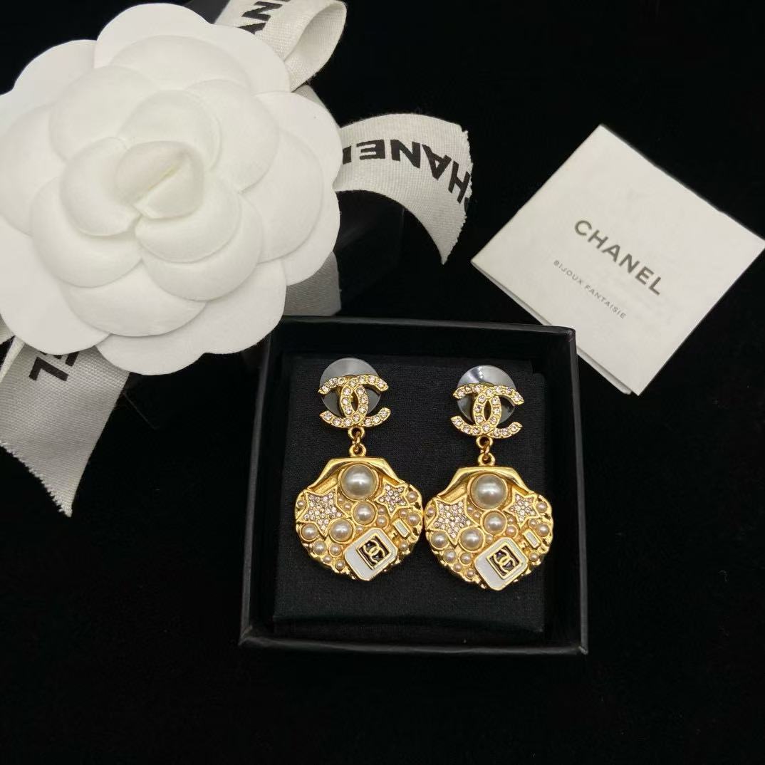 CHANE1 シェルパールイヤリング【50％割引+送料無料】