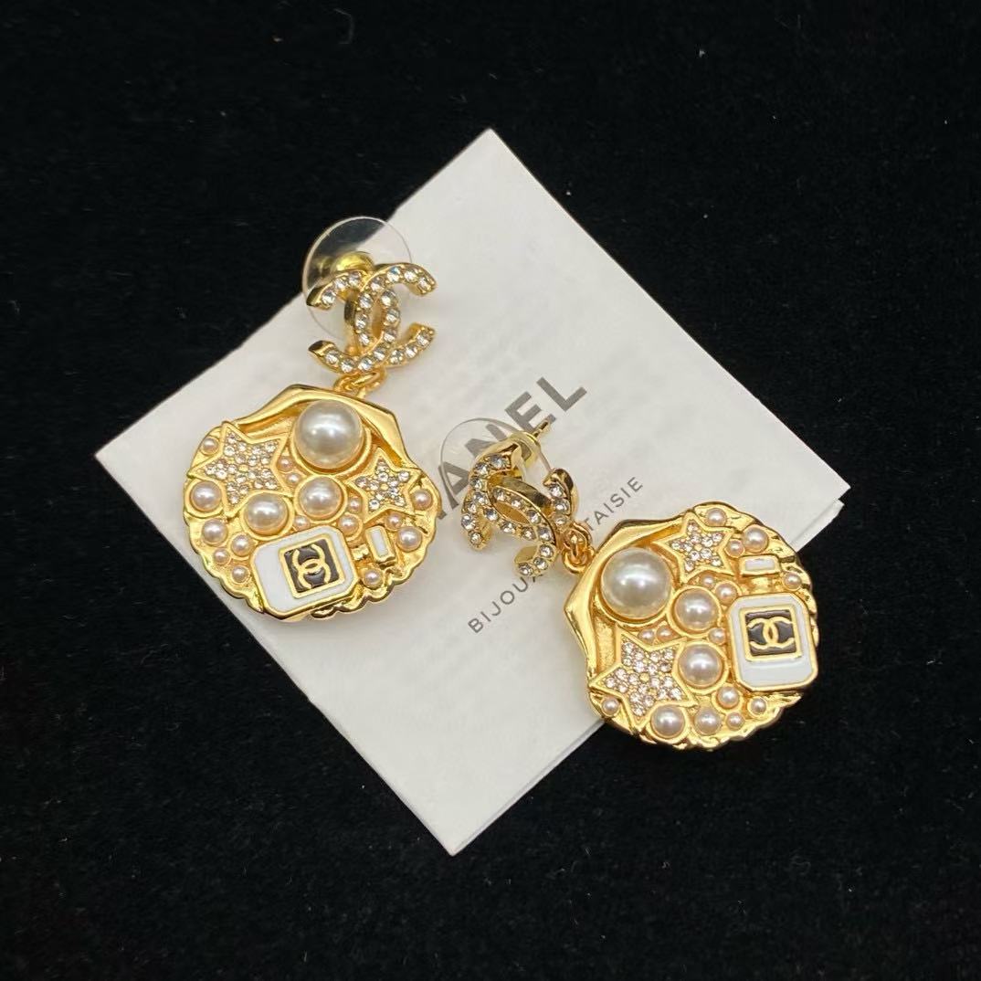 CHANE1 シェルパールイヤリング【50％割引+送料無料】