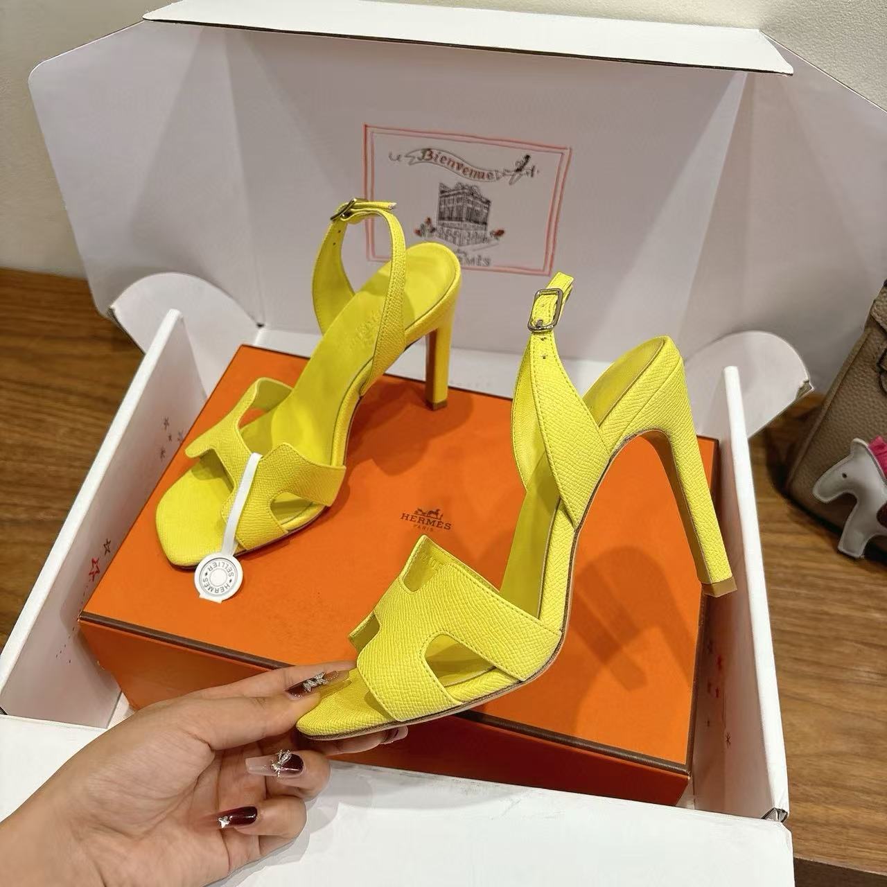 HERME5 高品質牛革ハイヒールサンダル【50％割引+送料無料】