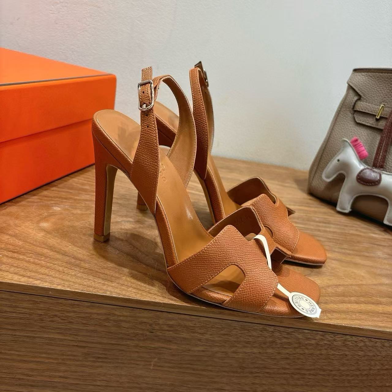 HERME5 高品質牛革ハイヒールサンダル【50％割引+送料無料】