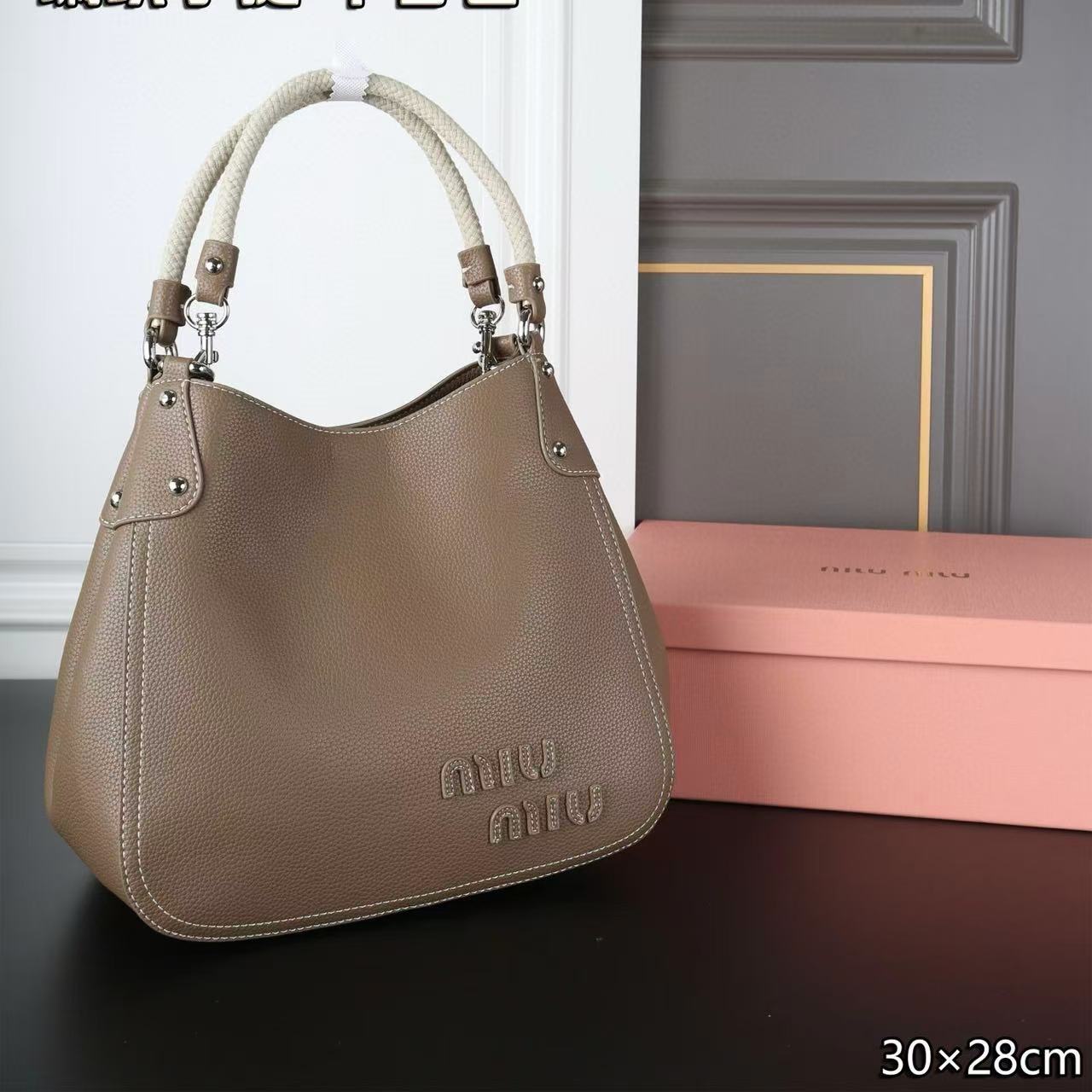 M1UM1U シンプル脇下バッグ【50％割引+送料無料】