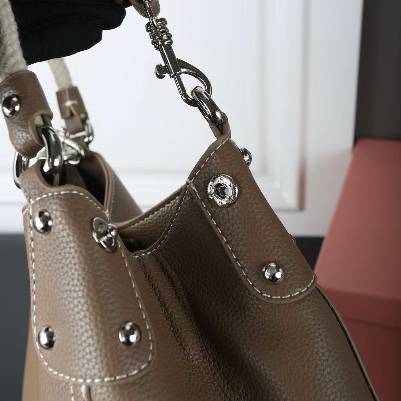 M1UM1U シンプル脇下バッグ【50％割引+送料無料】