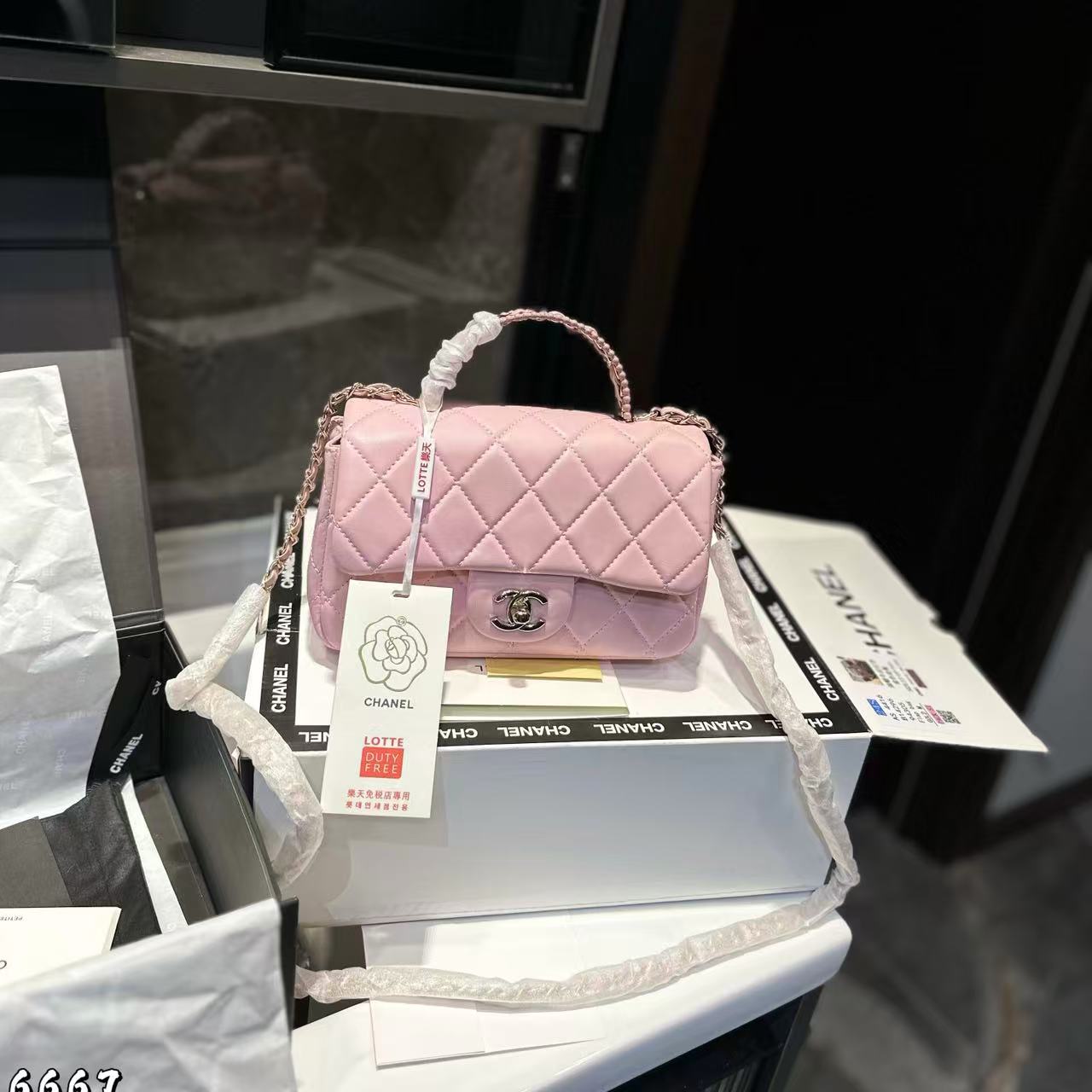 CHANE1 チェーンハンドバッグ【50％割引+送料無料】