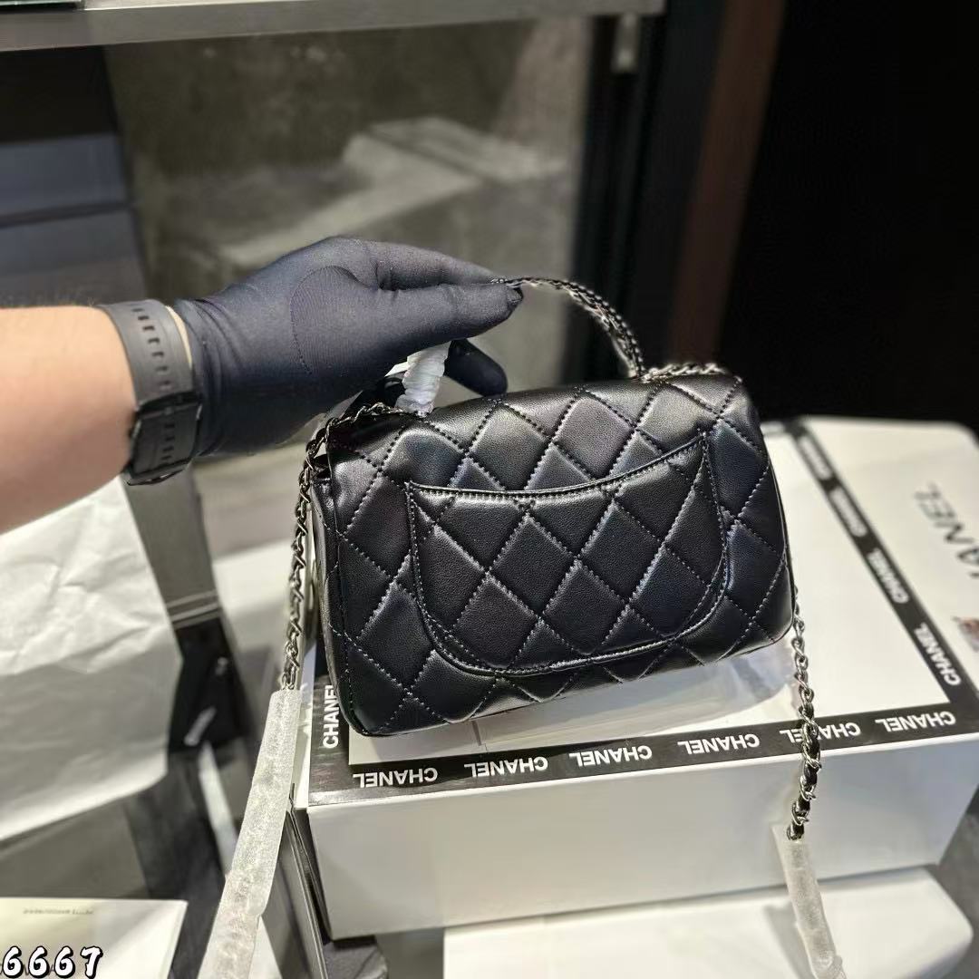 CHANE1 チェーンハンドバッグ【50％割引+送料無料】