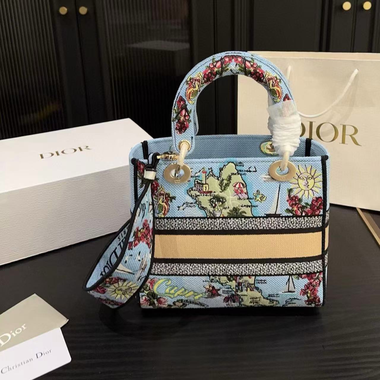 DI0Rの高品質プリントハンドバッグ【50％割引+送料無料】