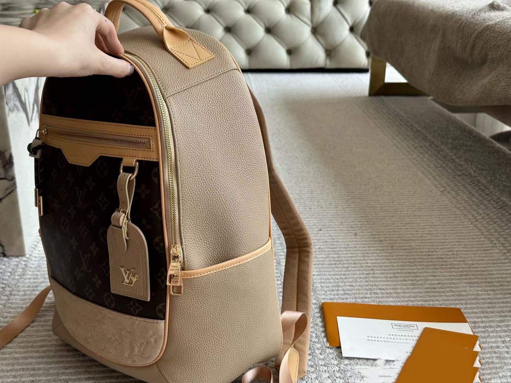 LVレザーバックパック【50％割引+送料無料】