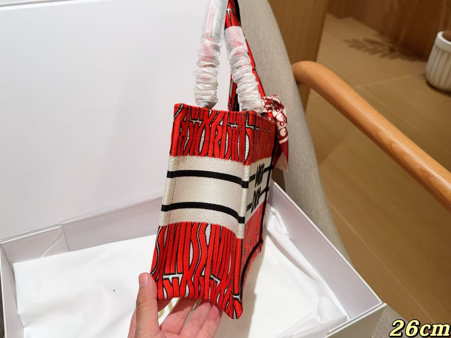 DI0Rの赤いハンドバッグ【50％割引+送料無料】