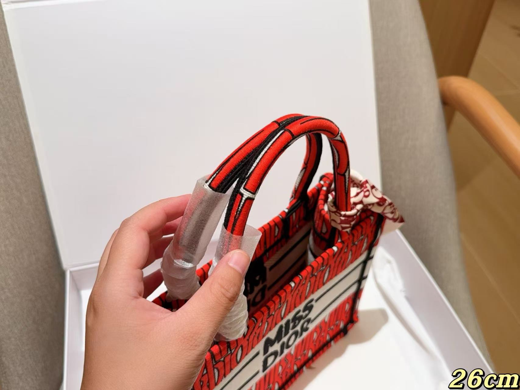 DI0Rの赤いハンドバッグ【50％割引+送料無料】