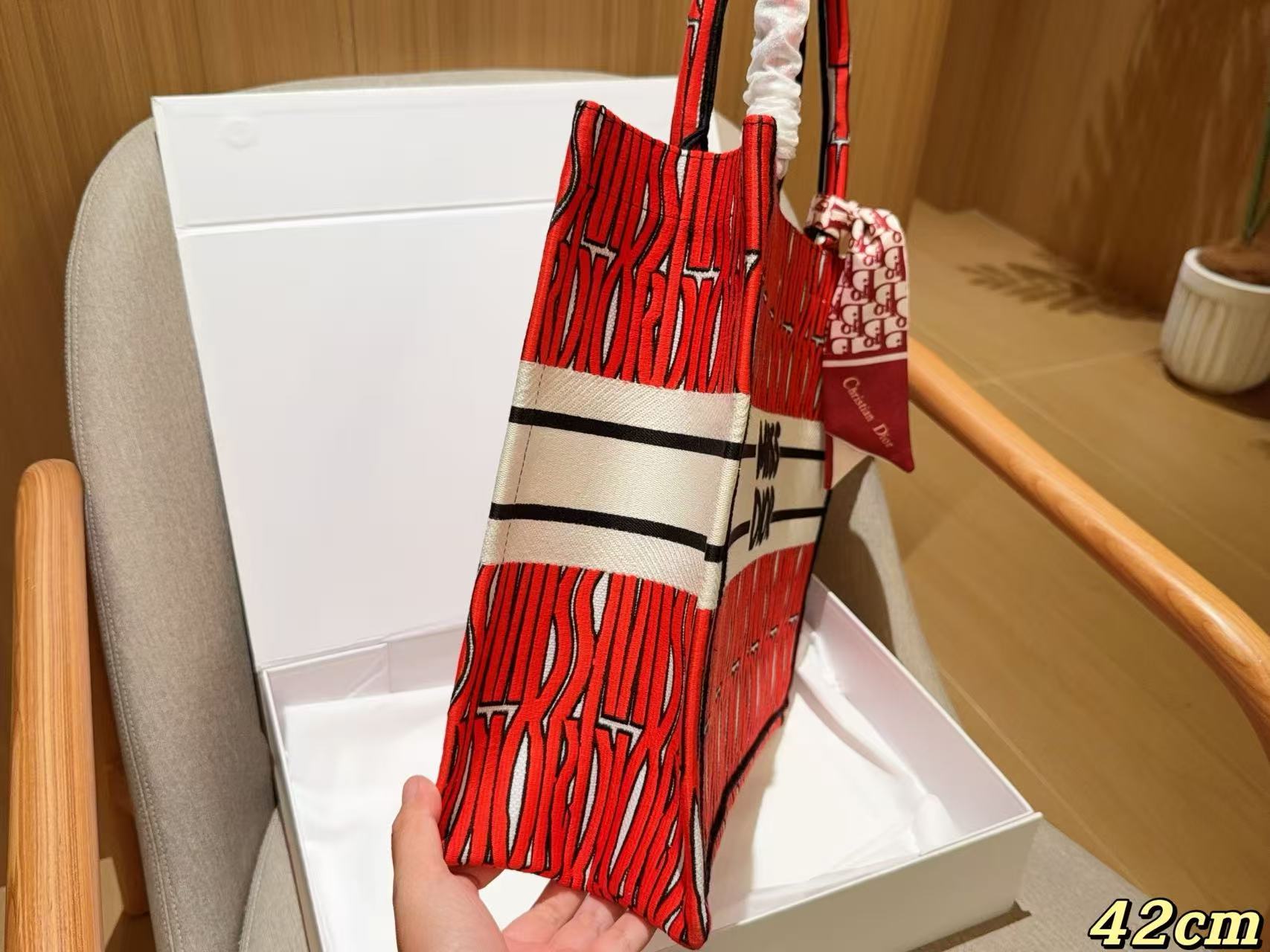 DI0R レッド ショッピングバッグ【50％割引+送料無料】