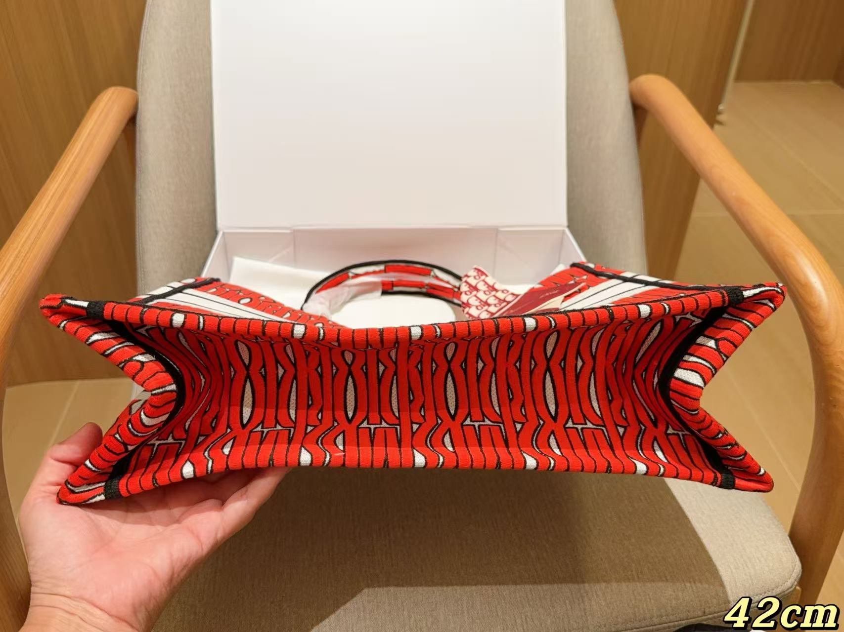 DI0R レッド ショッピングバッグ【50％割引+送料無料】