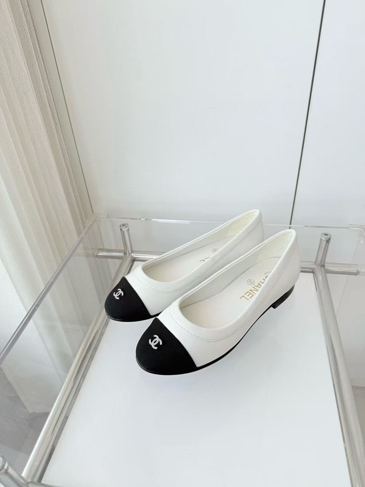 CHANE1 高品質ダブルCフラットシューズ【50％割引+送料無料】