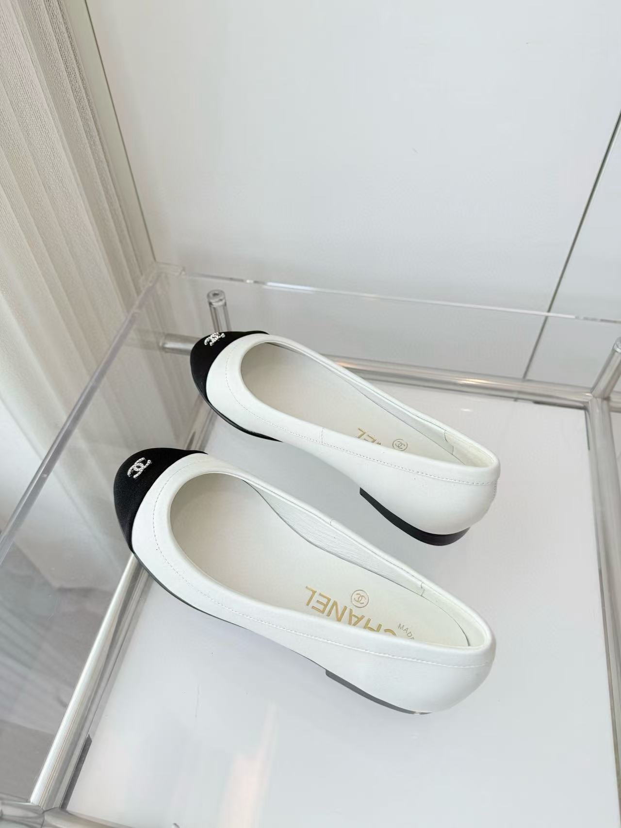 CHANE1 高品質ダブルCフラットシューズ【50％割引+送料無料】