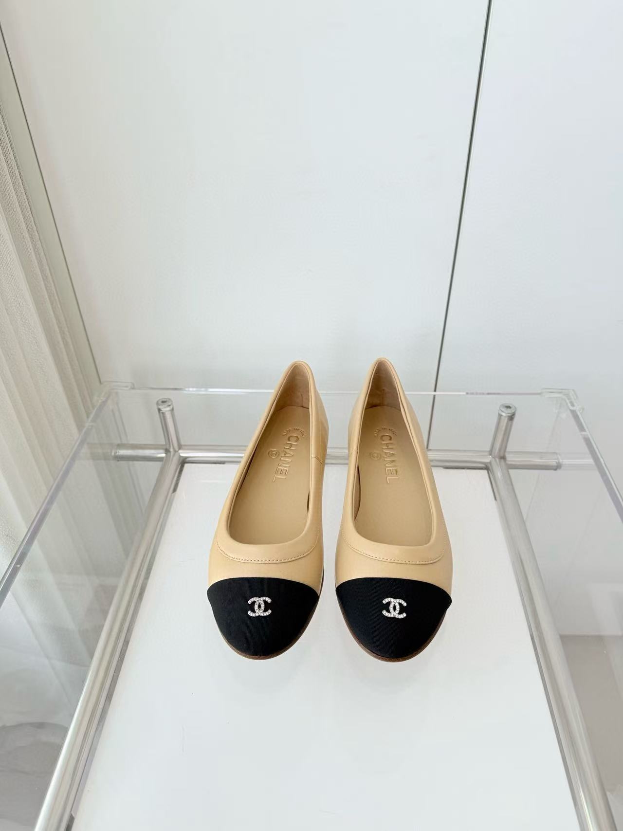 CHANE1 高品質ダブルCフラットシューズ【50％割引+送料無料】