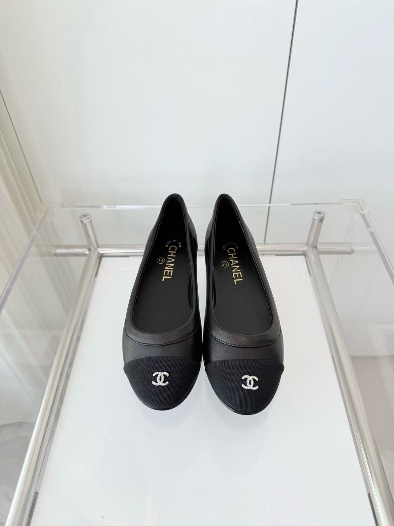 CHANE1 高品質ダブルCフラットシューズ【50％割引+送料無料】