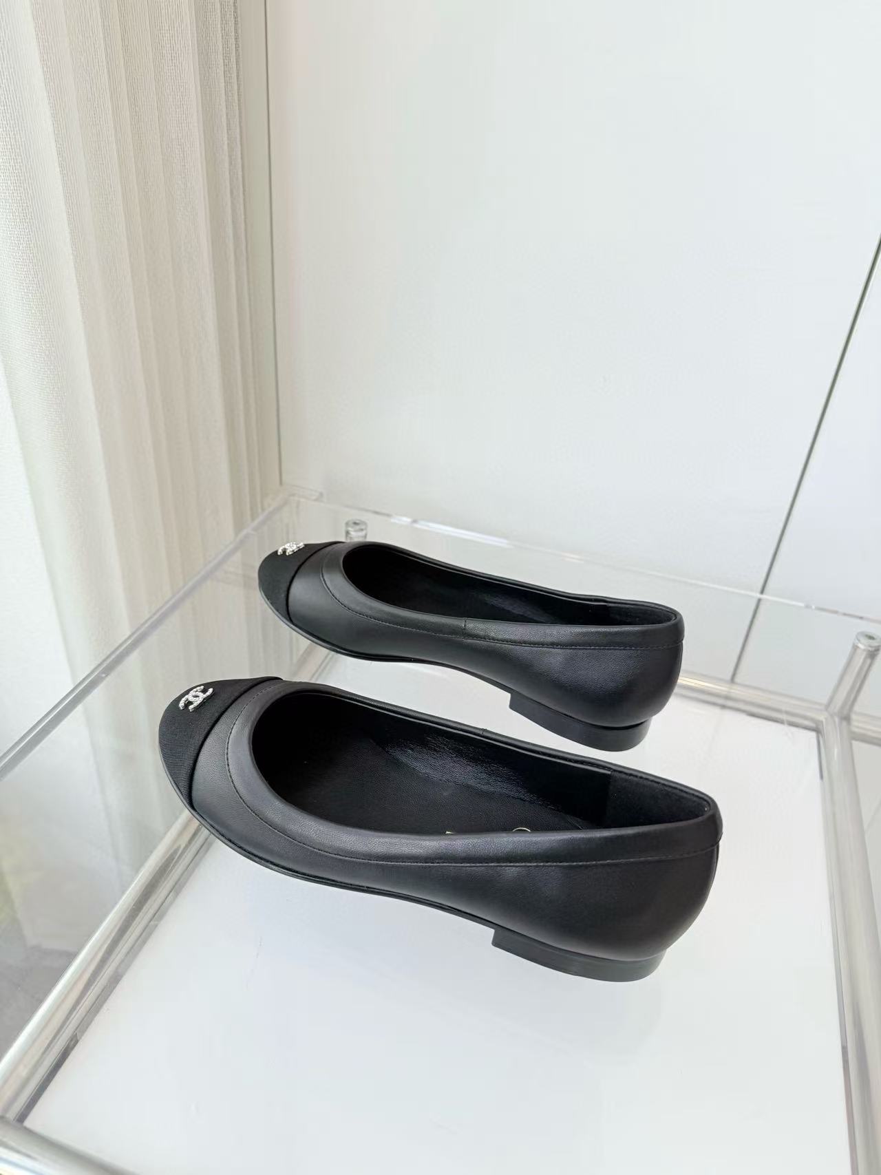 CHANE1 高品質ダブルCフラットシューズ【50％割引+送料無料】