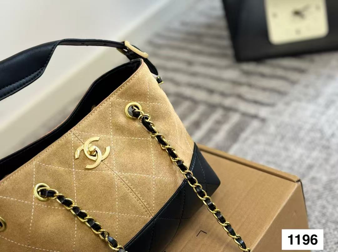 CHANE1 ディアスキンチェーンバケットバッグ【50％割引+送料無料】