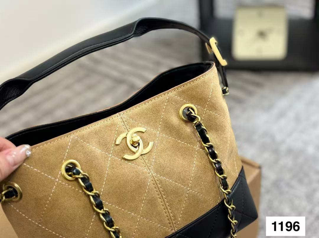 CHANE1 ディアスキンチェーンバケットバッグ【50％割引+送料無料】