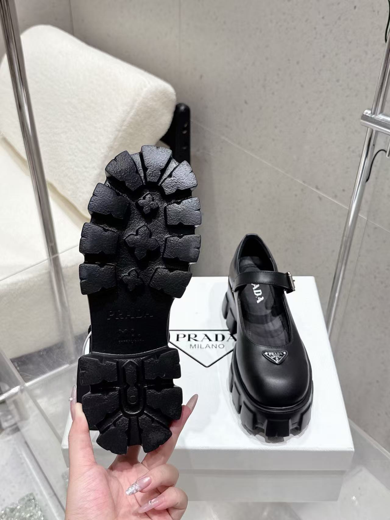 PR4DA 高品質厚底メリージェーンシューズ【50％割引+送料無料】