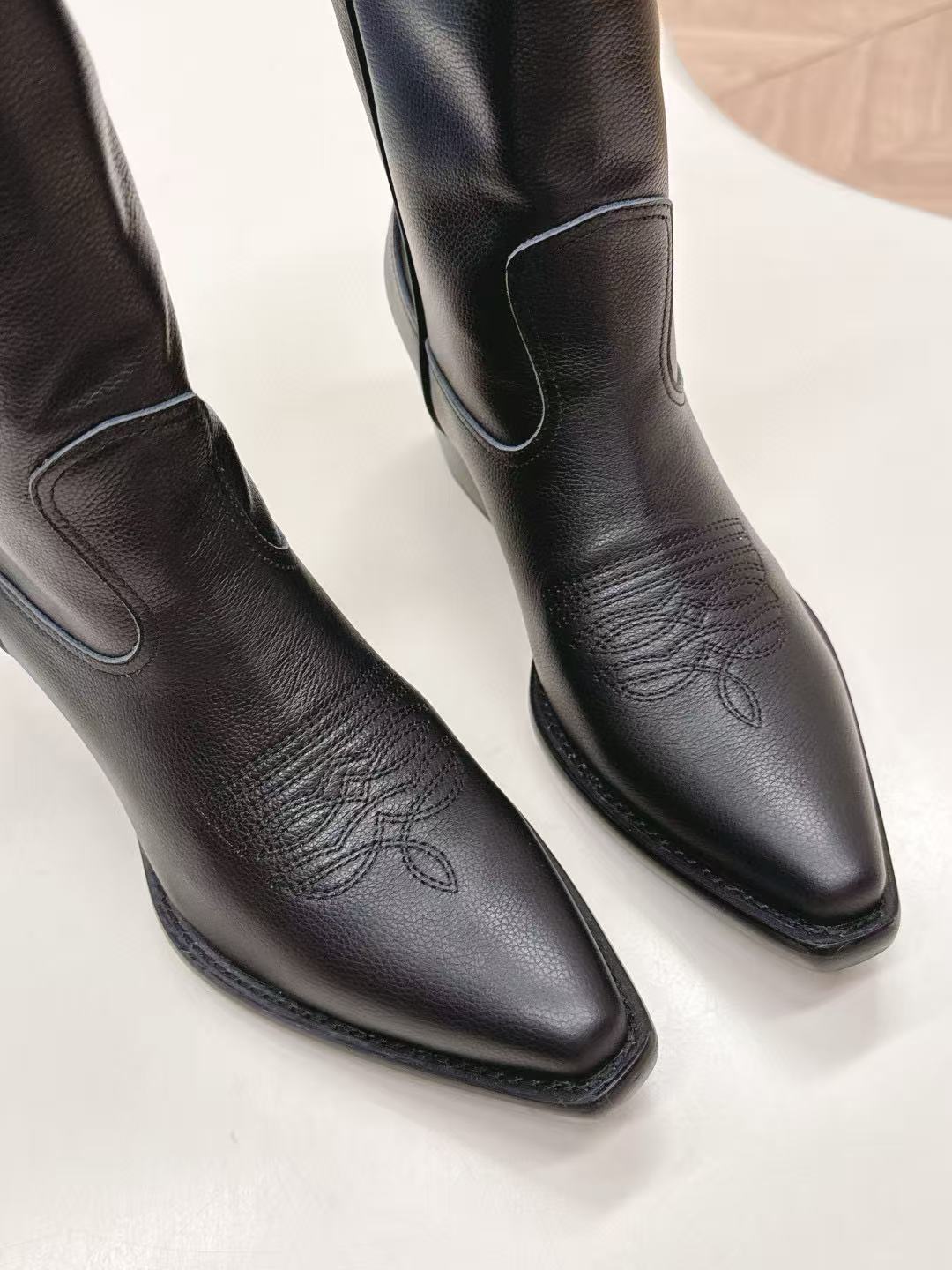 PR4DAの高品質ポインテッドトゥ秋冬ブーツ【50％割引+送料無料】