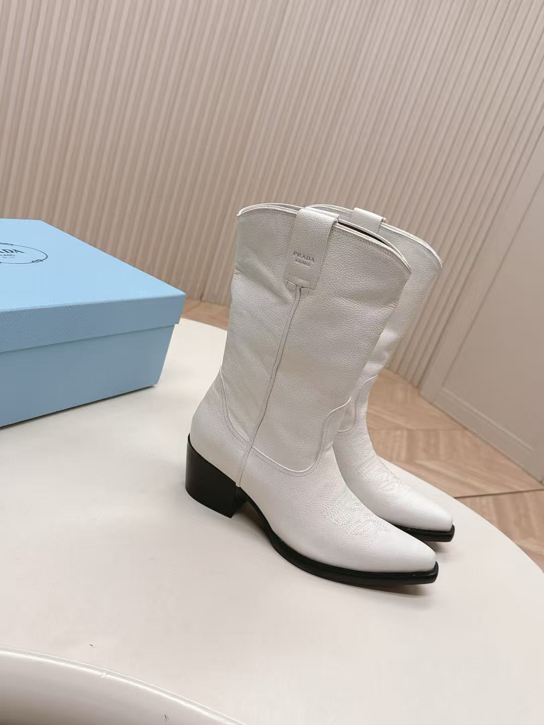 PR4DAの高品質ポインテッドトゥ秋冬ブーツ【50％割引+送料無料】