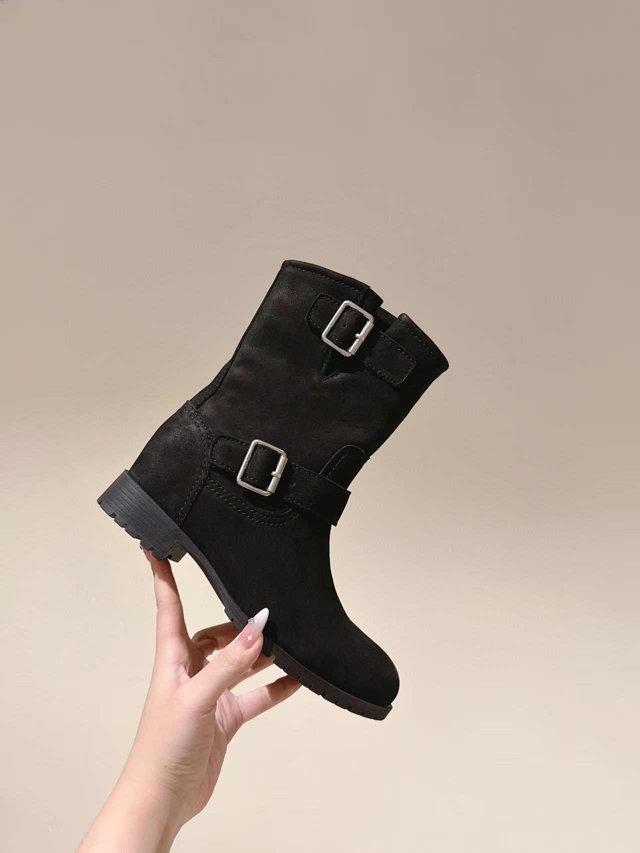 M1UM1U 高品質シンプルショートブーツ【50％割引+送料無料】