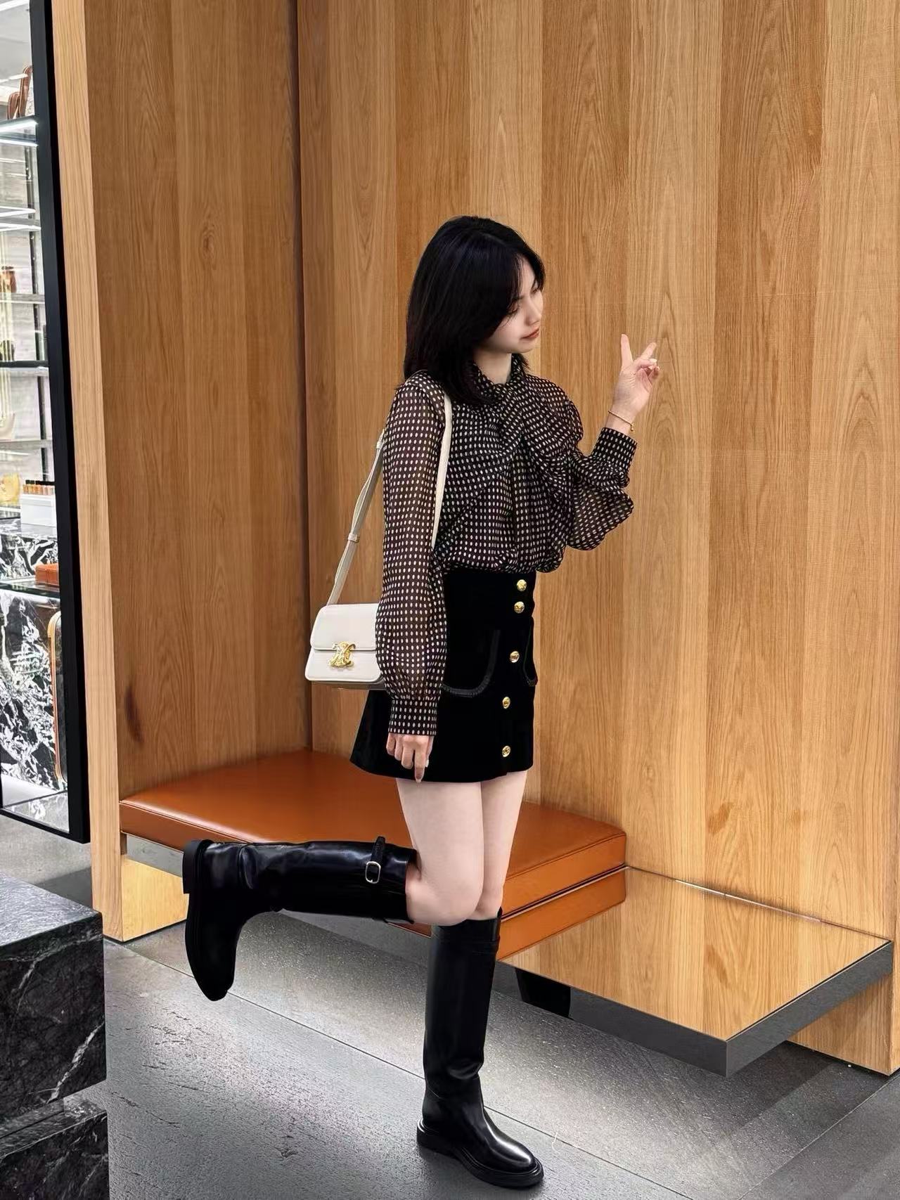 CEL1NEの高品質凱旋門ブーツ【50％割引+送料無料】