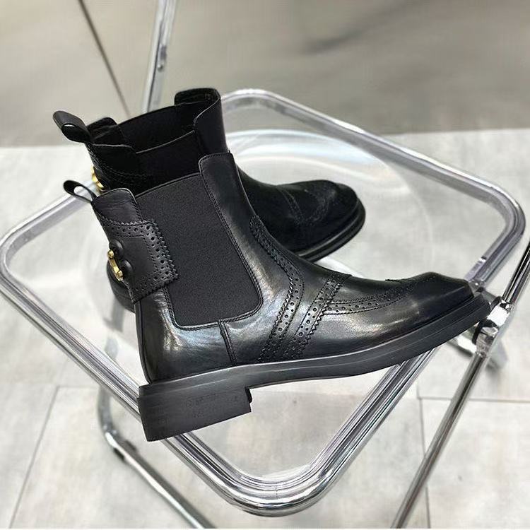 CEL1NE 凱旋門バックル アンクルブーツ【50％割引+送料無料】