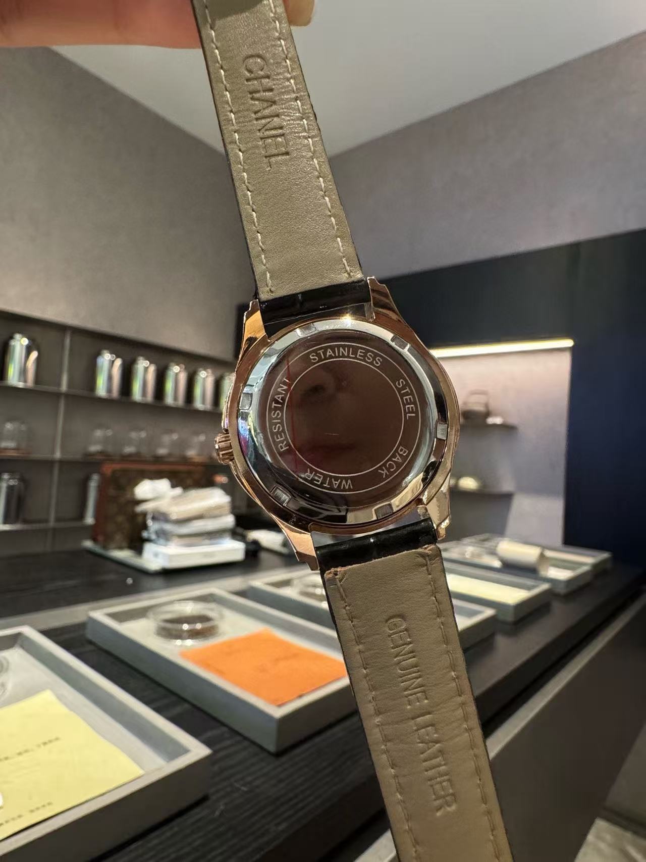 CHANE1 レザー＆ダイヤモンド レディースウォッチ【50％割引+送料無料】