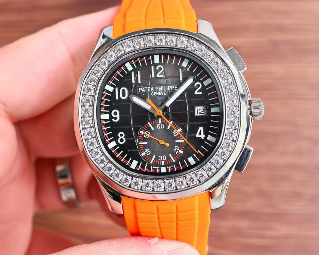 PATEK PH1LIPPEダイヤモンドをちりばめた時計【50％割引+送料無料】