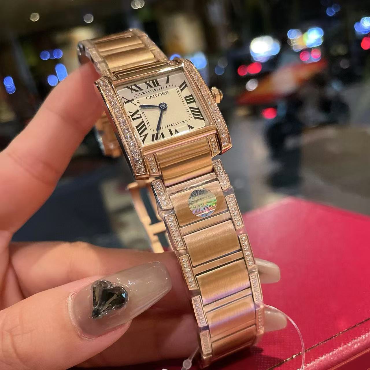 CART1ER スチールストラップ ダイヤモンド レディースウォッチ【50％割引+送料無料】