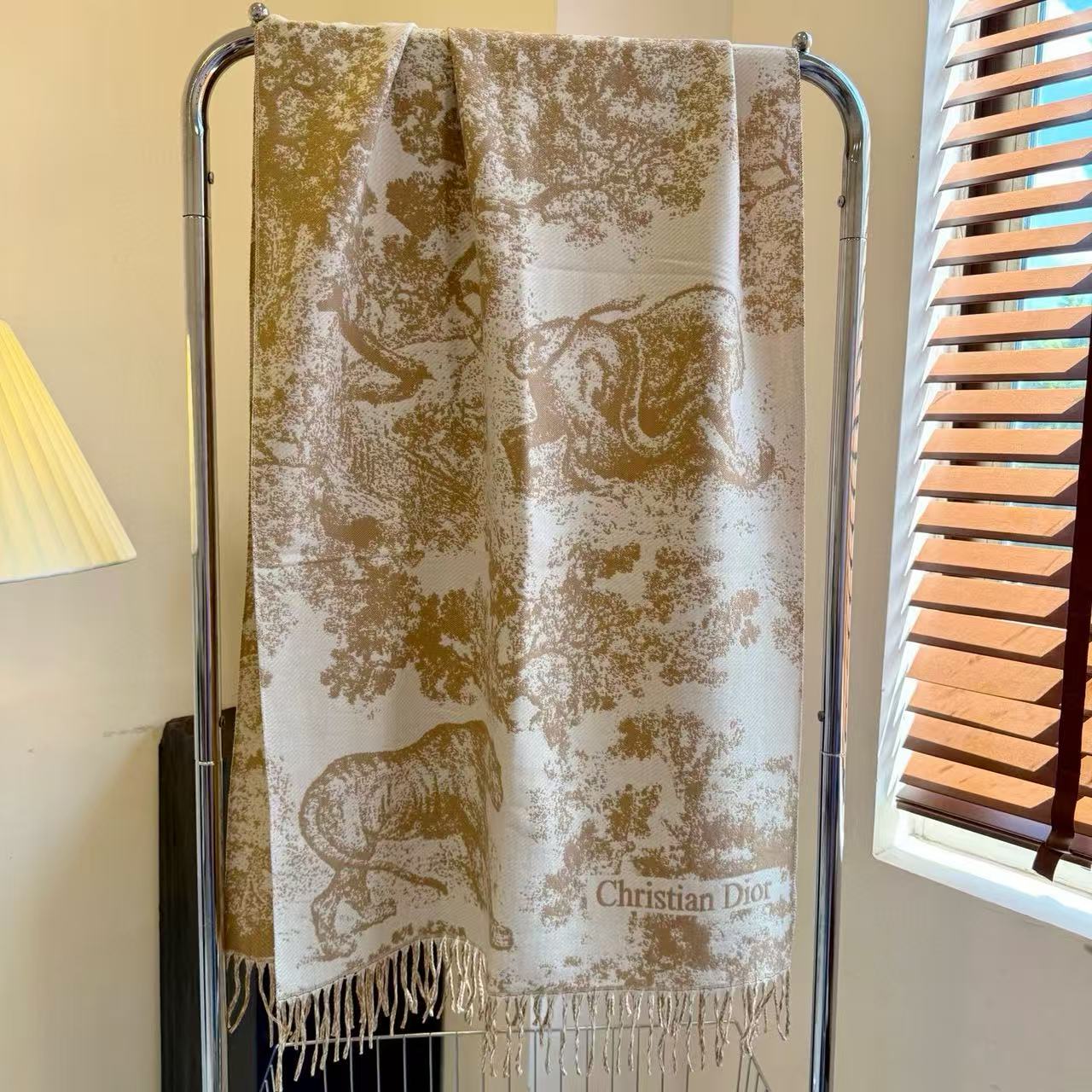 DI0R アニマルタッセル カシミアスカーフ【50％割引+送料無料】