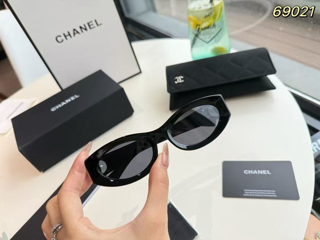 CHANE1 ダブルCサングラス【50％割引+送料無料】