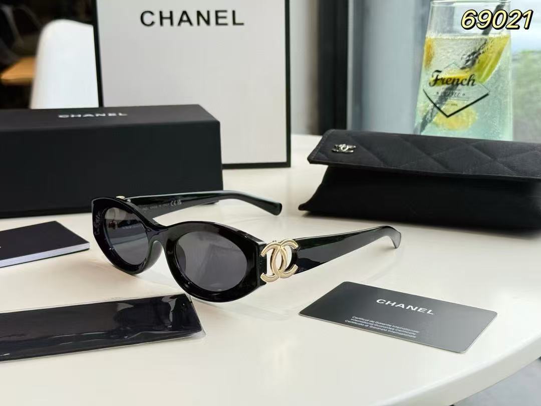 CHANE1 ダブルCサングラス【50％割引+送料無料】