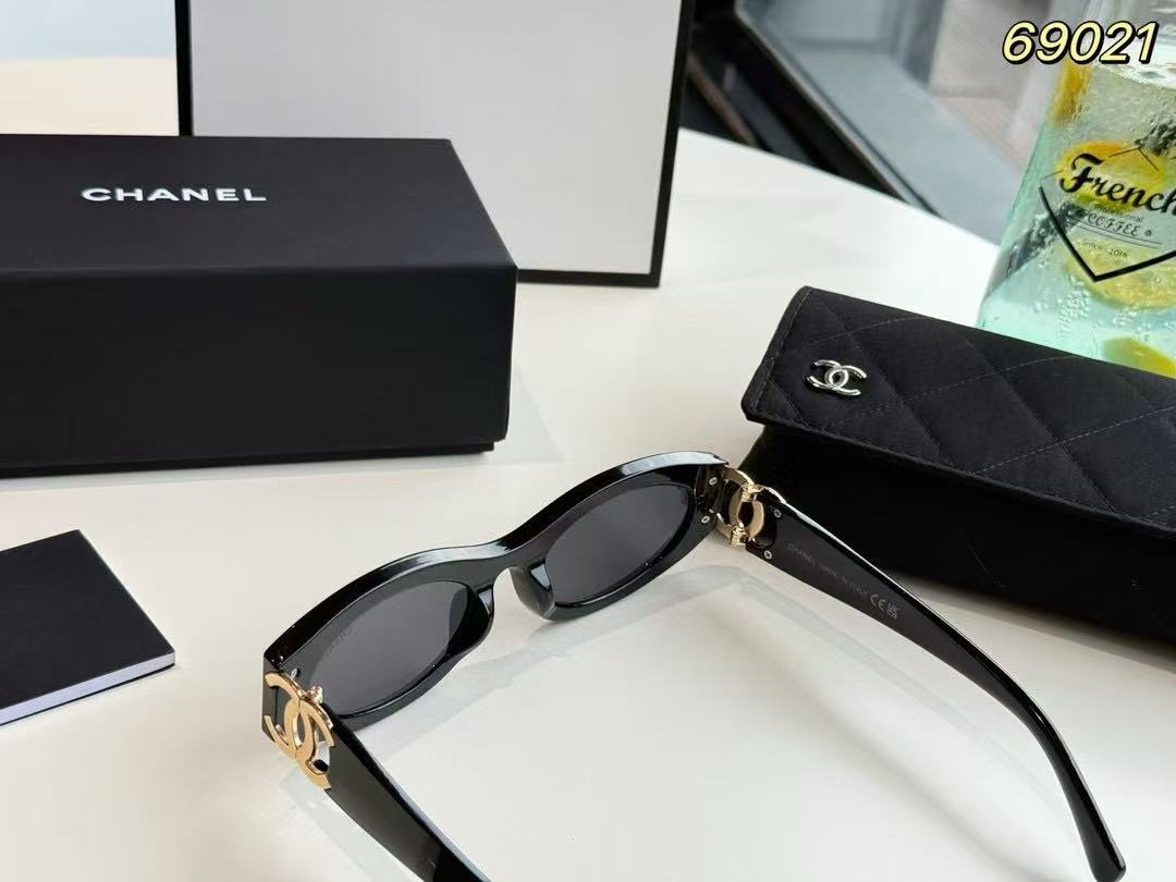 CHANE1 ダブルCサングラス【50％割引+送料無料】