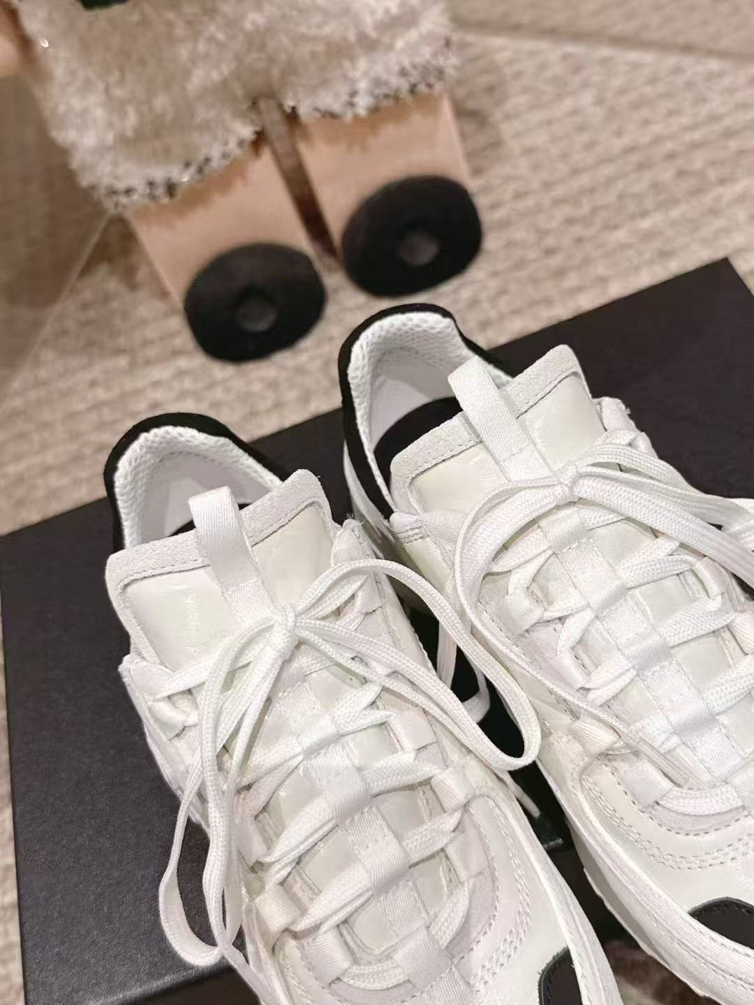 CHANE1 ダブルC レースアップ カジュアルシューズ【50％割引+送料無料】