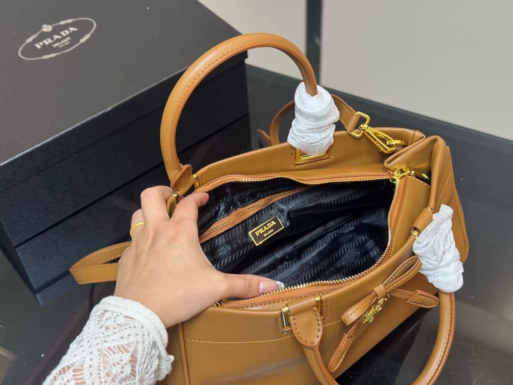 PR4DA シンプルハンドバッグ【50％割引+送料無料】