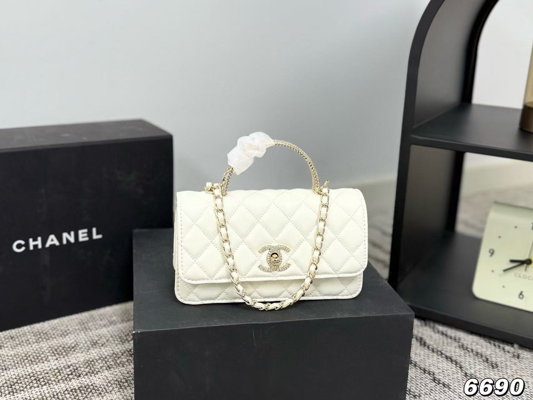 CHANE1 チェーンショルダーバッグ【50％割引+送料無料】