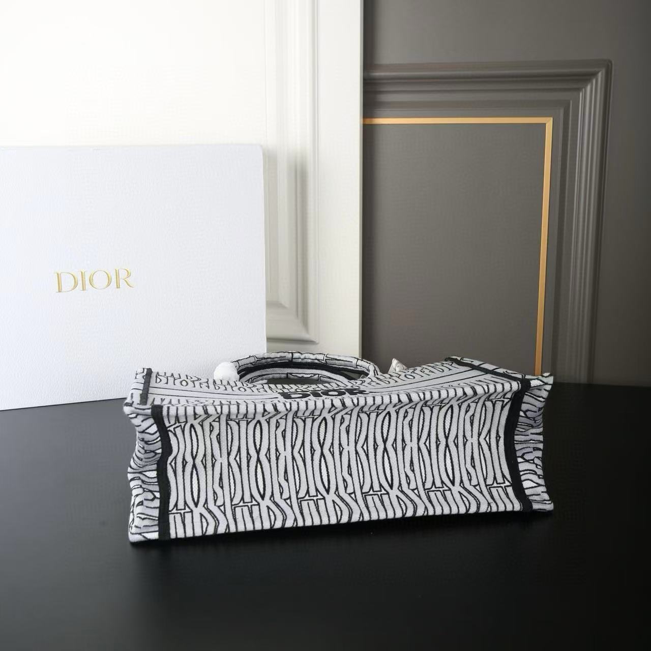 DI0R トートバッグ【50％割引+送料無料】