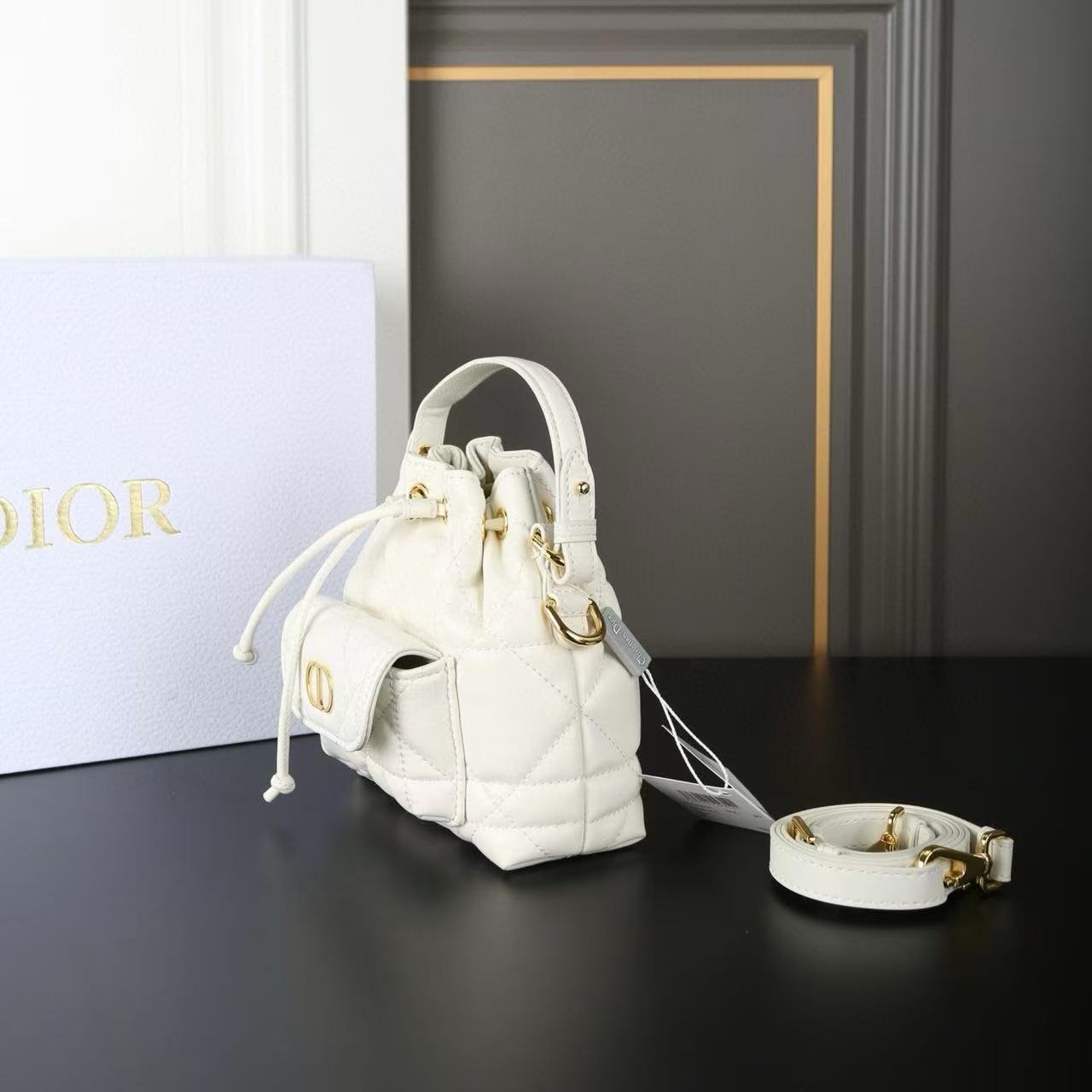 DI0R ドローストリング バケットバッグ【50％割引+送料無料】