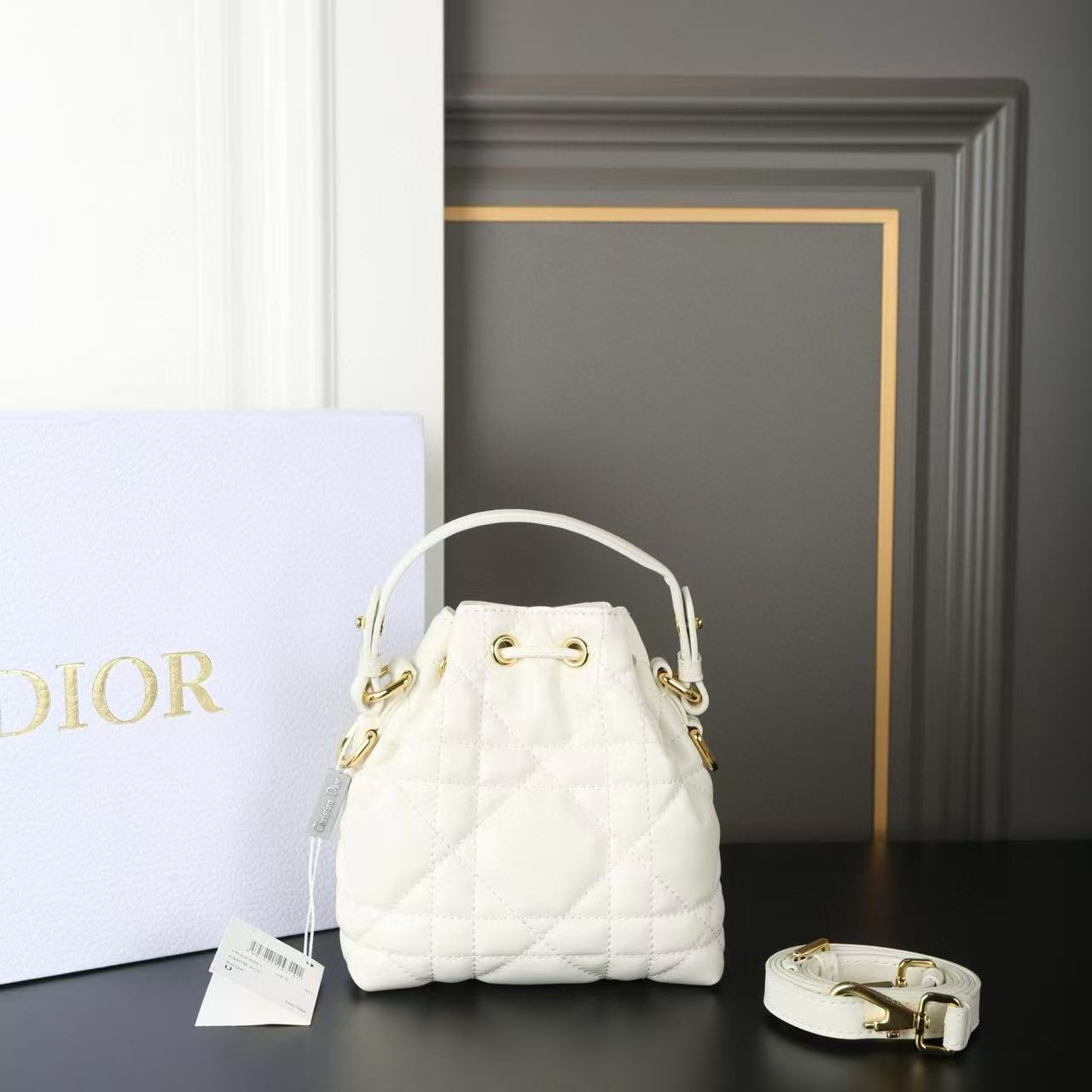 DI0R ドローストリング バケットバッグ【50％割引+送料無料】