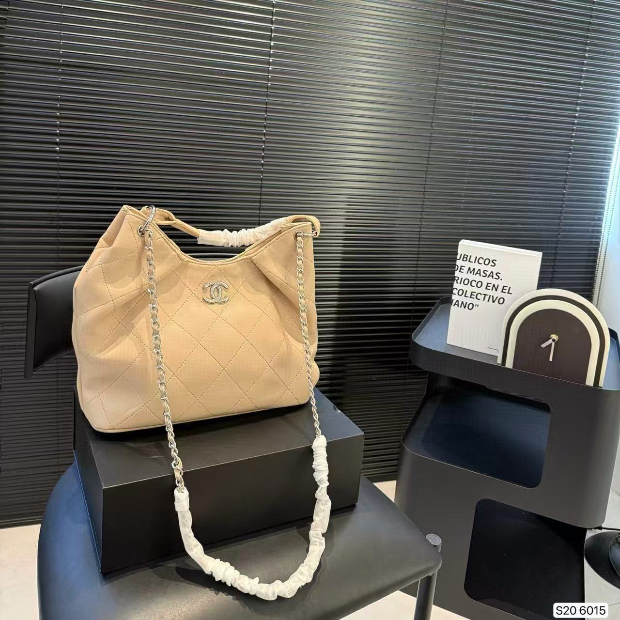 CHANE1 ダブルCチェーンバッグ【50％割引+送料無料】