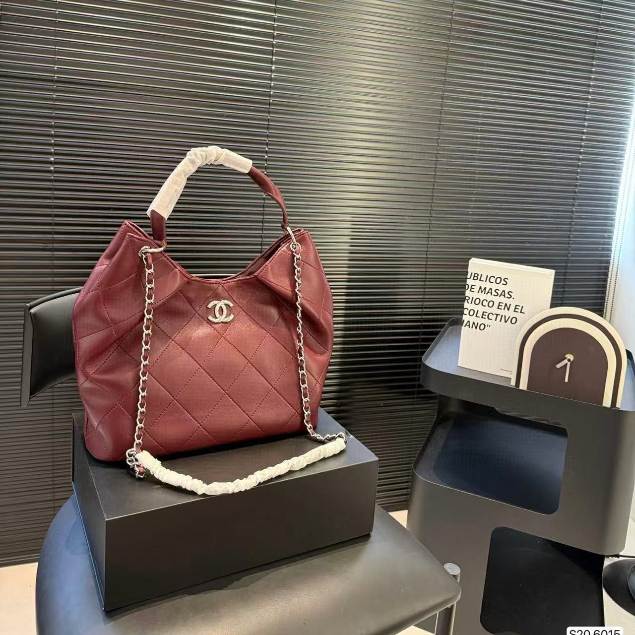 CHANE1 ダブルCチェーンバッグ【50％割引+送料無料】