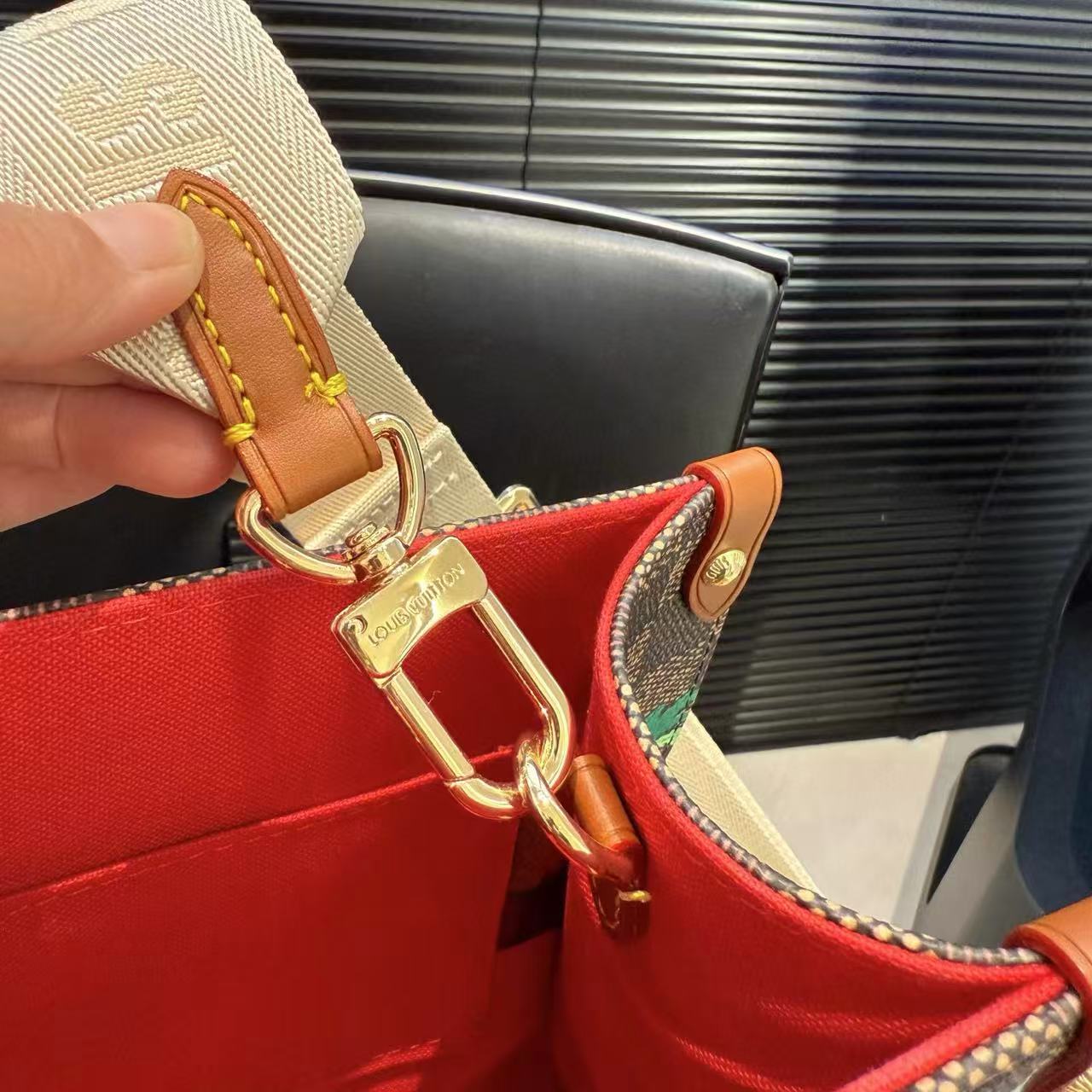 LVアニマルトートバッグ【50％割引+送料無料】