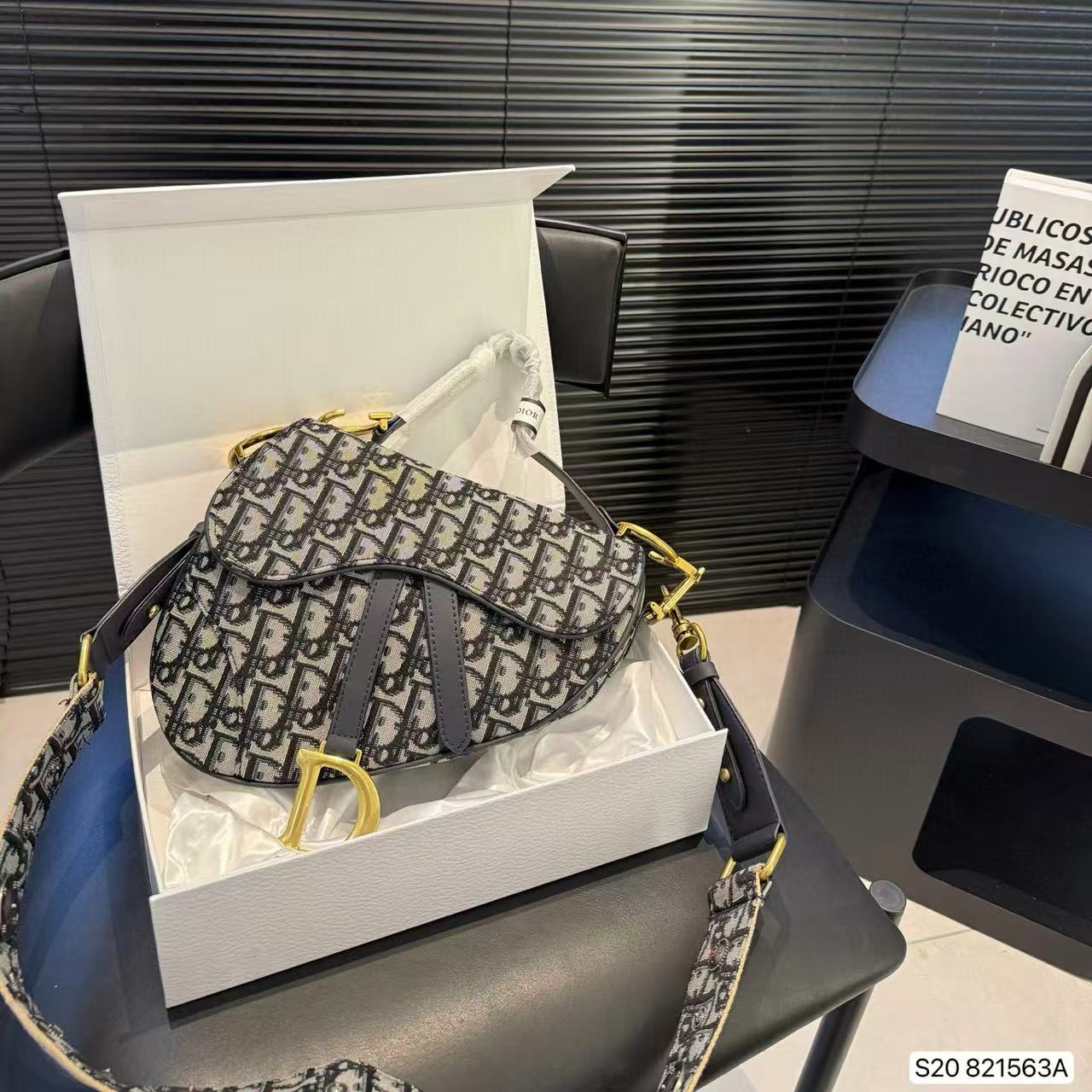 DI0R ジャカードサドルバッグ【50％割引+送料無料】