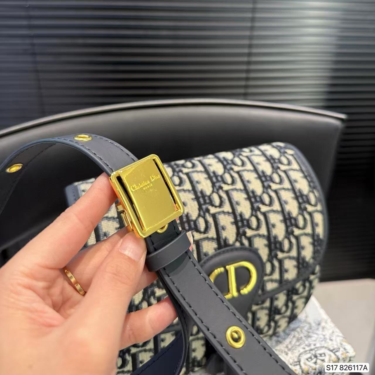 DI0R ジャカード CD ショルダーバッグ【50％割引+送料無料】