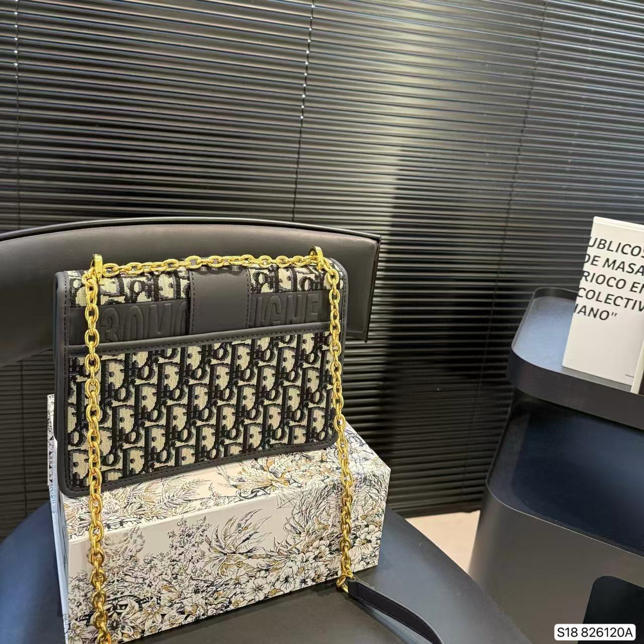 DI0R ジャカード CDチェーンバッグ【50％割引+送料無料】