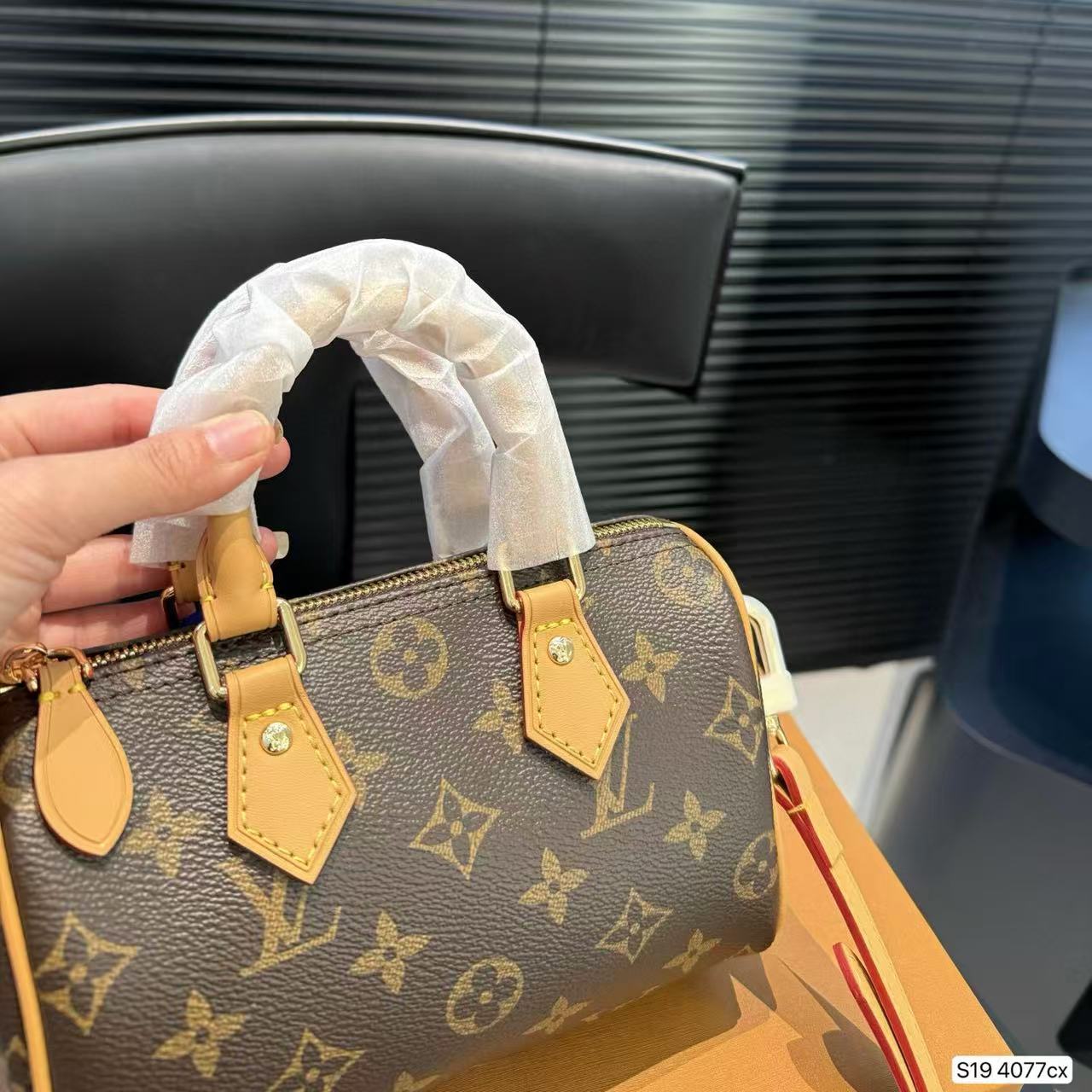 LVモノグラムハンドバッグ【50％割引+送料無料】