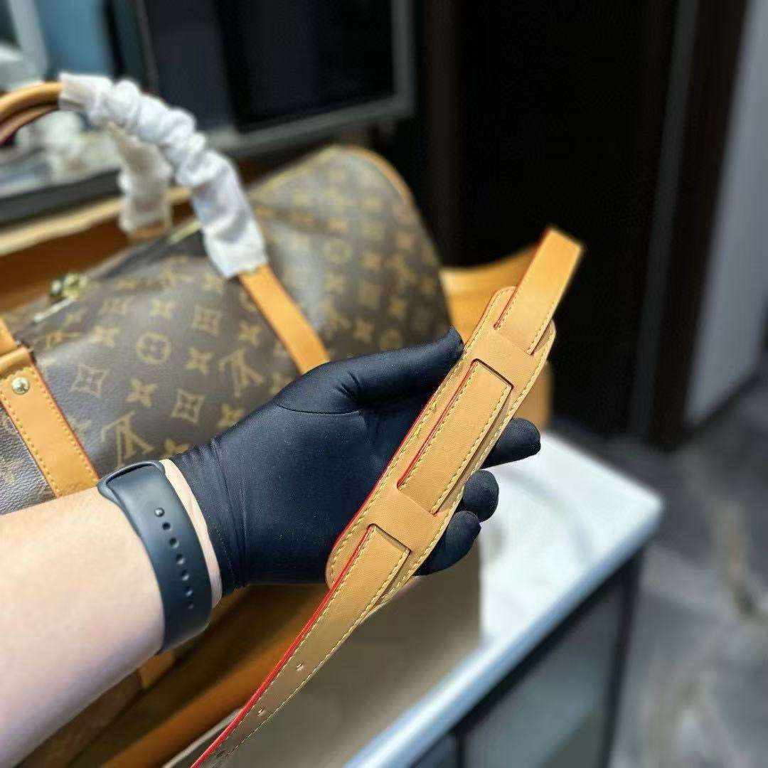 LVモノグラムトラベルバッグ【50％割引+送料無料】